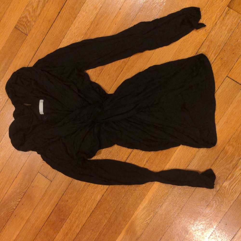 Black V-Neck Long sleeve